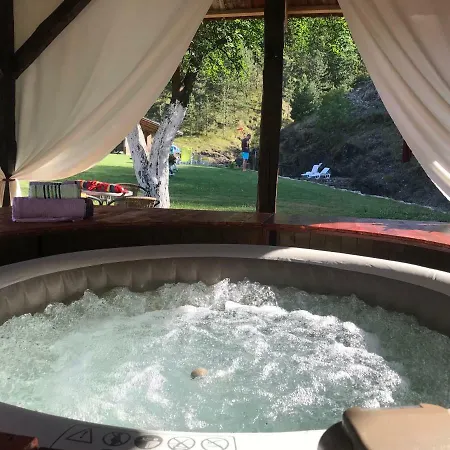 Zicka Plaza Apartment Kraljevo